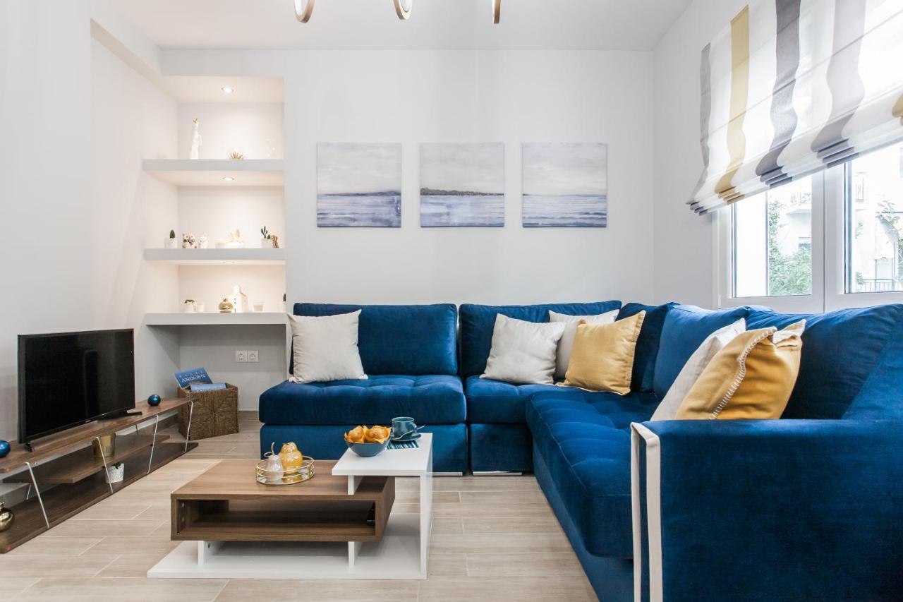 Luxury Seaside Apartment Next To Starbucks Opossite The Beach Park Of Flisvos Athene Buitenkant foto