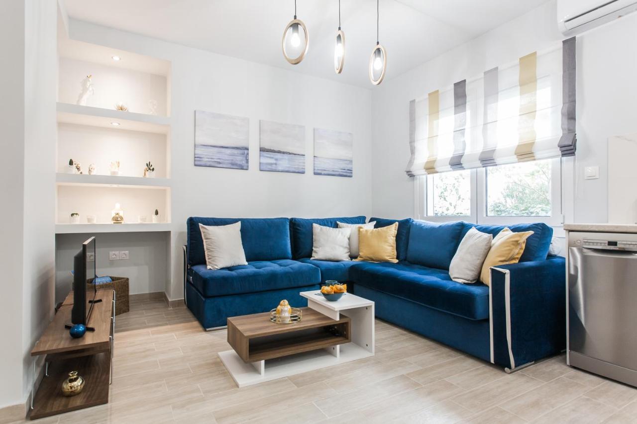 Luxury Seaside Apartment Next To Starbucks Opossite The Beach Park Of Flisvos Athene Buitenkant foto