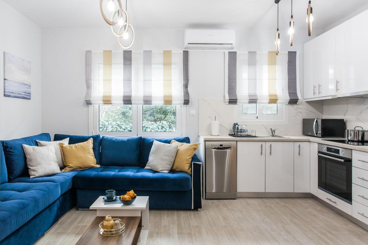 Luxury Seaside Apartment Next To Starbucks Opossite The Beach Park Of Flisvos Athene Buitenkant foto