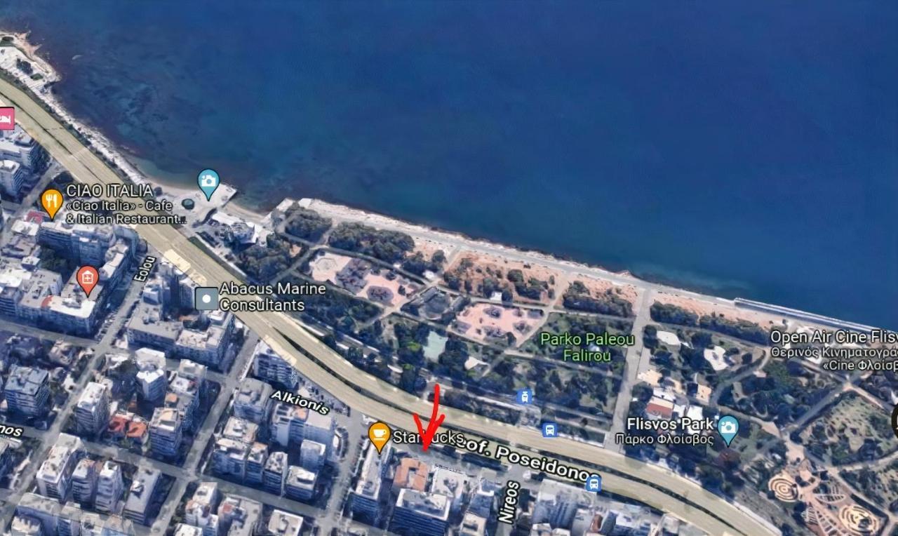 Luxury Seaside Apartment Next To Starbucks Opossite The Beach Park Of Flisvos Athene Buitenkant foto
