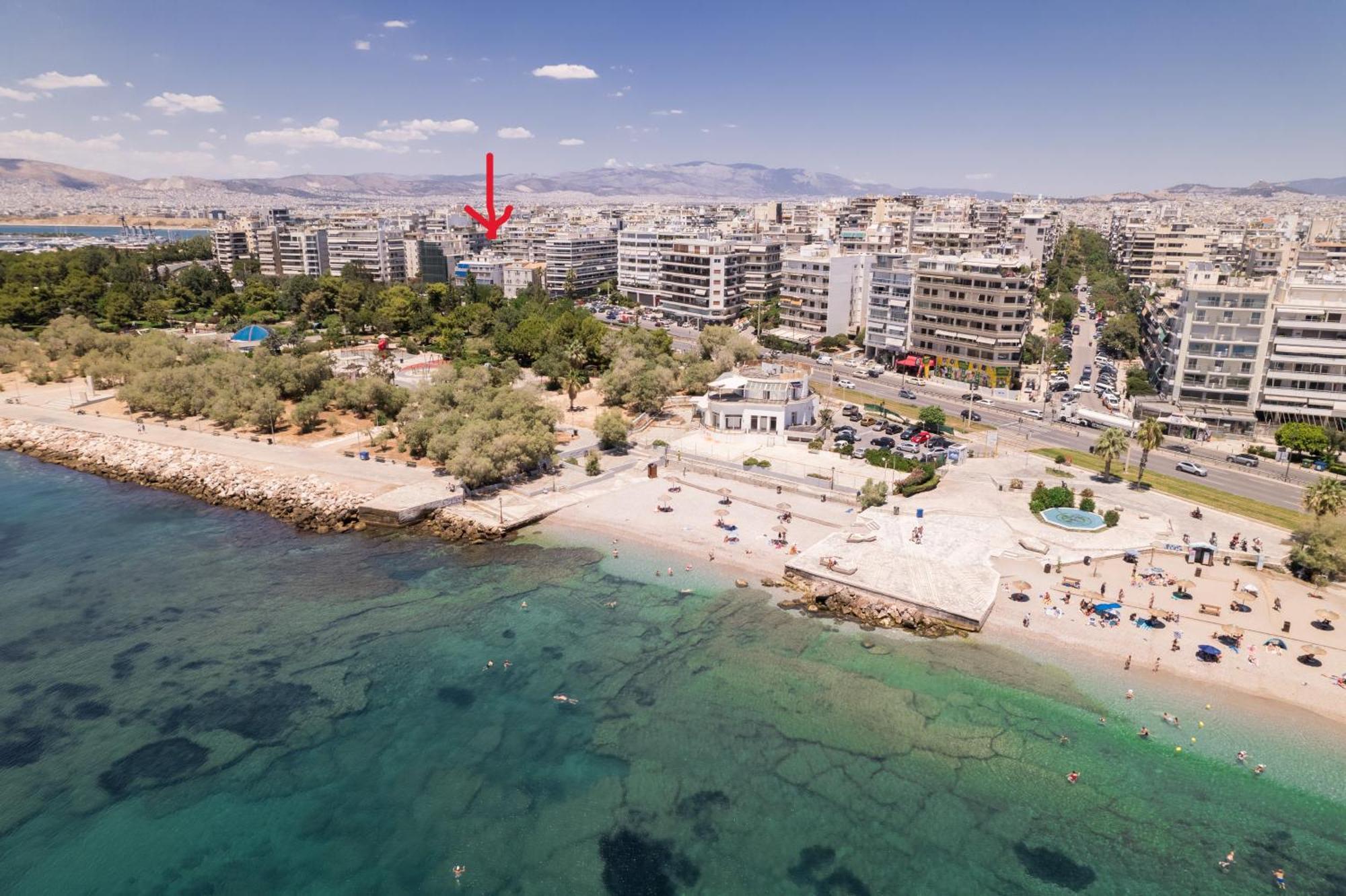 Luxury Seaside Apartment Next To Starbucks Opossite The Beach Park Of Flisvos Athene Buitenkant foto